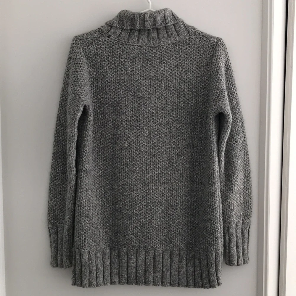 DKNY | Women’s cotton blend shawl collar sweater. Light gray, size L - Picture 6 of 7